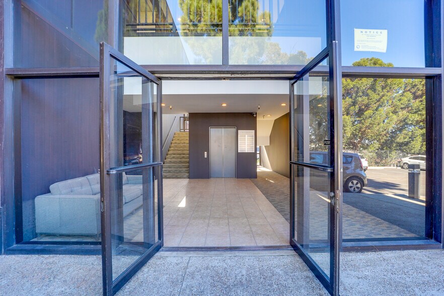 191 Calle Magdalena, Encinitas, CA à louer - Photo intérieure - Image 2 de 15