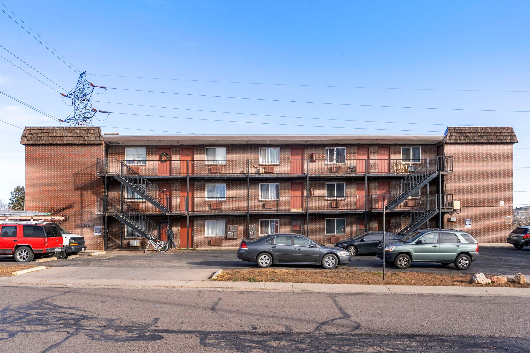 1100 S Quivas St, Denver, CO for sale Primary Photo- Image 1 of 17