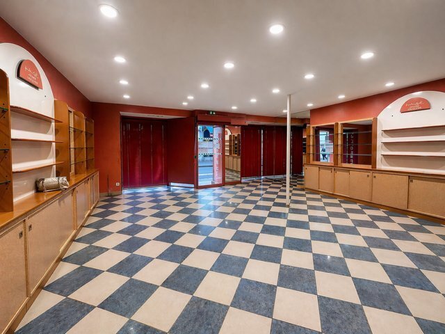 Retail in Chalon-sur-Saône for sale - Interior Photo - Image 3 of 4