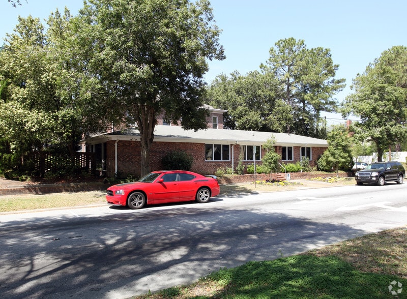 1 N 16th St, Wilmington, NC à louer - Photo du bâtiment - Image 3 de 10