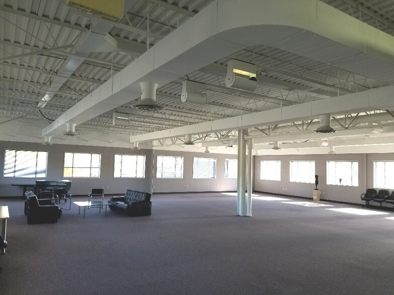 6720 Frank Lloyd Wright Ave, Middleton, WI à louer - Autre - Image 2 de 7