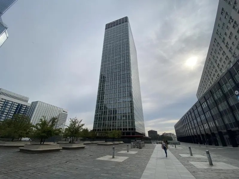 1 Terrasse Bellini, Puteaux for lease Building Photo- Image 1 of 27