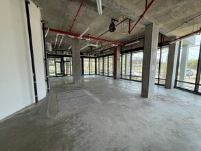 331 Beach 35th St, Far Rockaway, NY for lease Interior Photo- Image 2 of 4