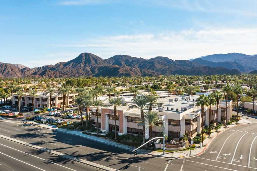 74199 El Paseo Dr, Palm Desert, CA à louer - Photo principale - Image 1 de 10