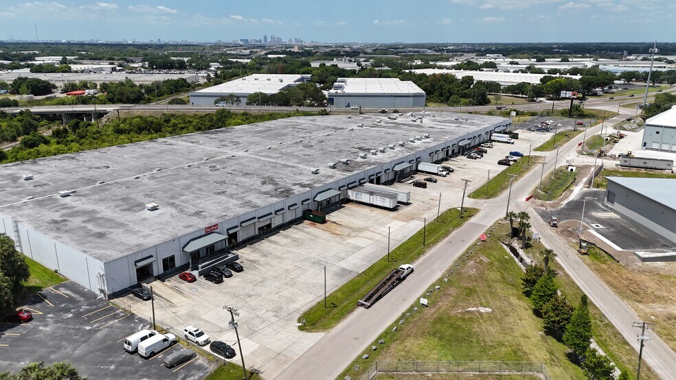 1201 Old Hopewell Rd, Tampa, FL à louer - Photo du bâtiment - Image 3 de 5