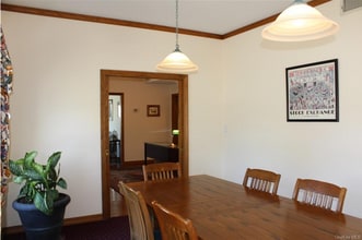 1866 Commerce St, Yorktown Heights, NY à louer Photo intérieure- Image 2 de 9