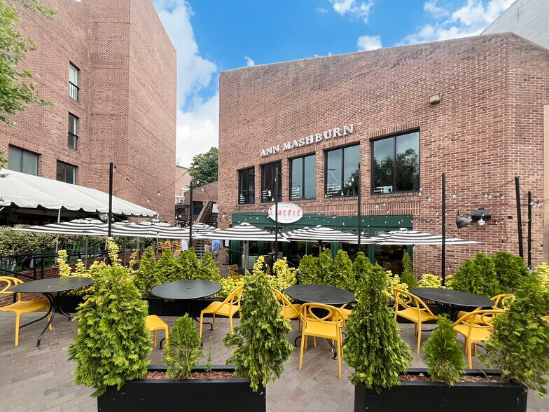 3222 NW N St NW, Washington, DC à louer - Photo du bâtiment - Image 3 de 5