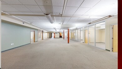 490 Mendocino Ave, Santa Rosa, CA for lease Building Photo- Image 2 of 11