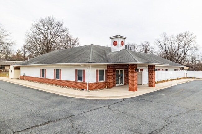 Plus de détails pour 4698 Riverside Pky, Belcamp, MD - Commerce de détail à vendre