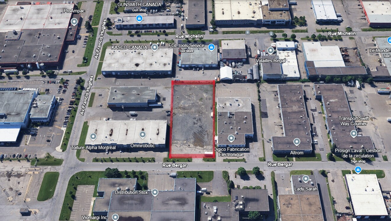 940 Rue Bergar, Laval, QC for sale Primary Photo- Image 1 of 2