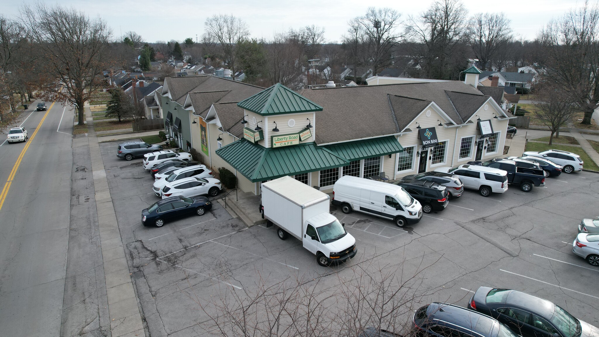 712-720 Henry Clay Blvd, Lexington, KY for lease Primary Photo- Image 1 of 12