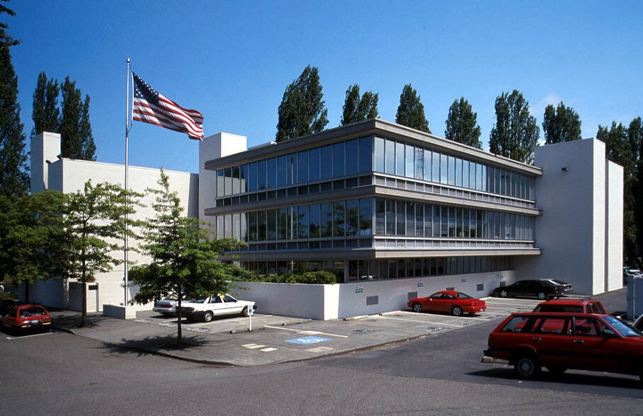 2 Nickerson St, Seattle, WA à louer - Photo du bâtiment - Image 2 de 4