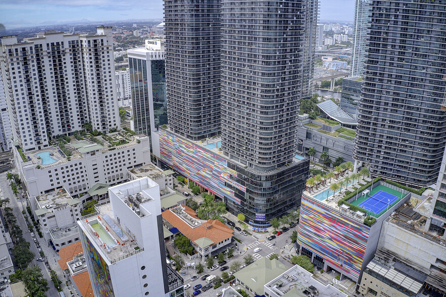 25 SW 9th St, Miami, FL for sale - Aerial - Image 3 of 28