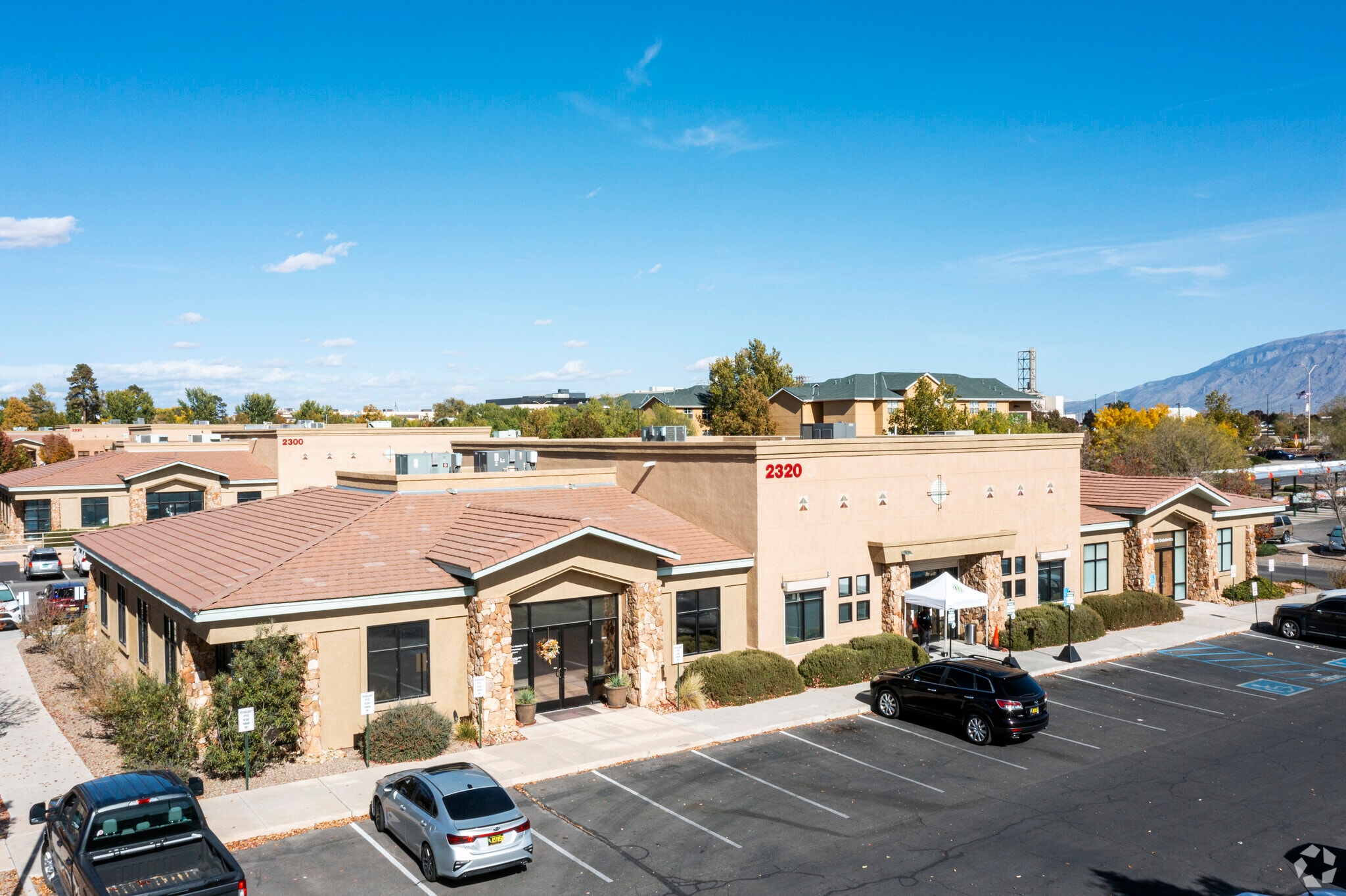 2320 Grande Blvd SE, Rio Rancho, NM for sale Primary Photo- Image 1 of 1