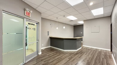 3585 E Flamingo Rd, Las Vegas, NV for lease Interior Photo- Image 2 of 9
