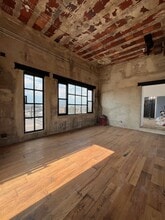 310 Meserole St, Brooklyn, NY for lease Interior Photo- Image 2 of 10