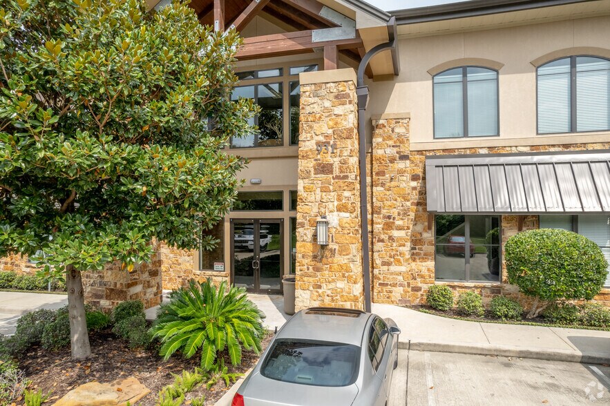 931 Pheasant Valley Dr, Missouri City, TX à louer - Photo du bâtiment - Image 3 de 9