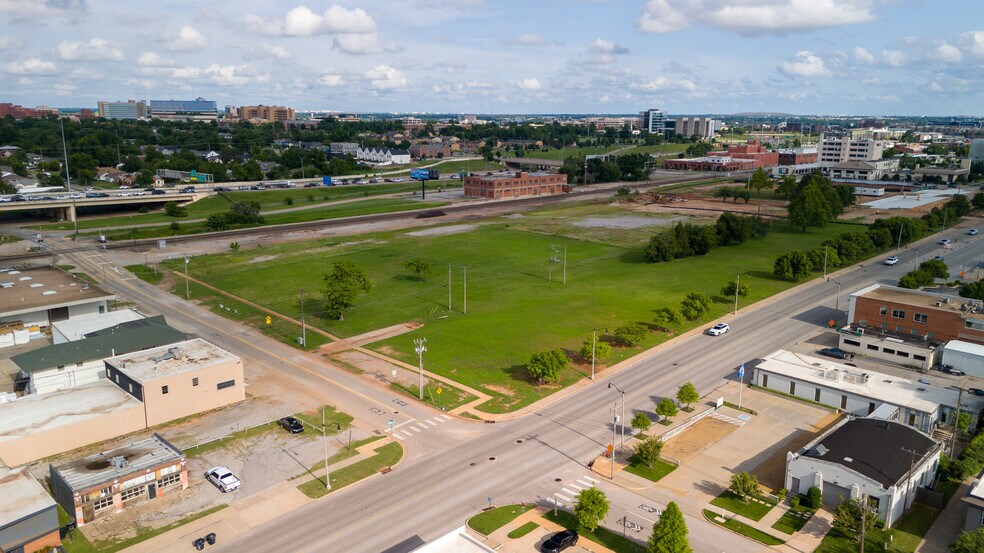 1500 Broadway Ave, Oklahoma City, OK à vendre - Aérien - Image 2 de 10