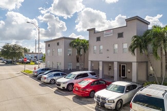 Plus de détails pour 508 W 1st Ave, Hialeah, FL - Multi-résidentiel à vendre