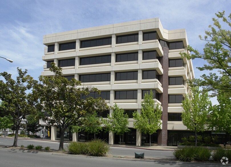 1676 N California Blvd, Walnut Creek, CA à louer - Photo du bâtiment - Image 2 de 18