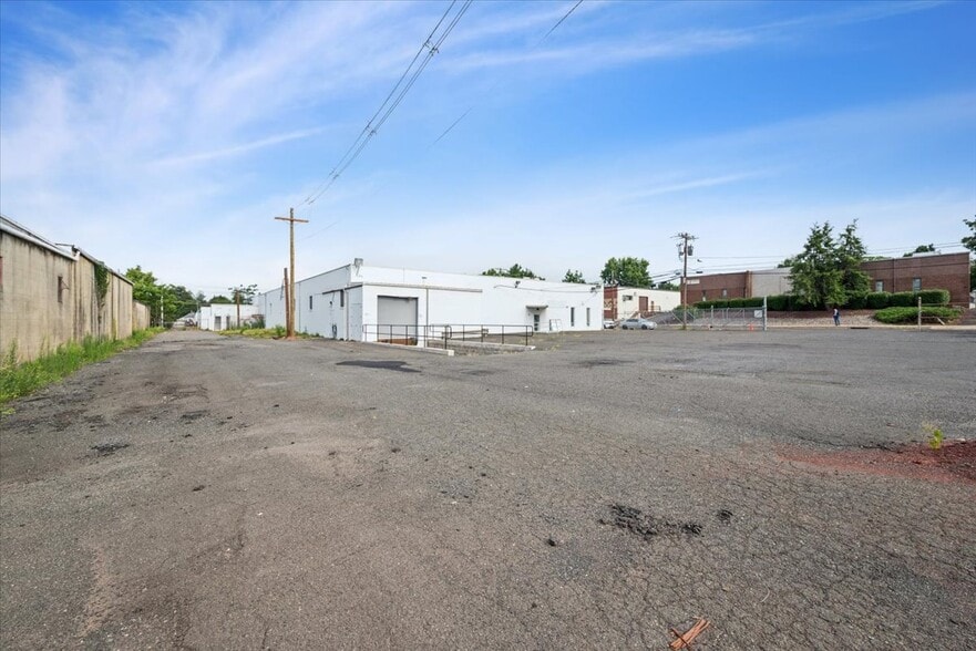 60 E 4th St, Somerville, NJ for lease - Building Photo - Image 3 of 15