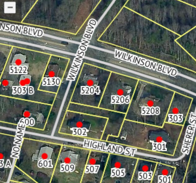 Portfolio Sale – 4 Parcels / 3 Homes portefeuille de 3 propriétés à vendre sur LoopNet.ca Photo du bâtiment- Image 1 de 6