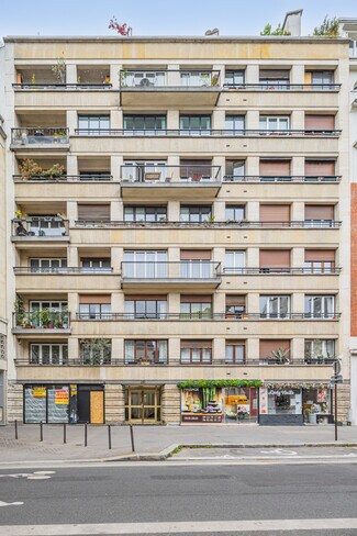 More details for Rue Saint-Jacques, Paris - Retail for Lease