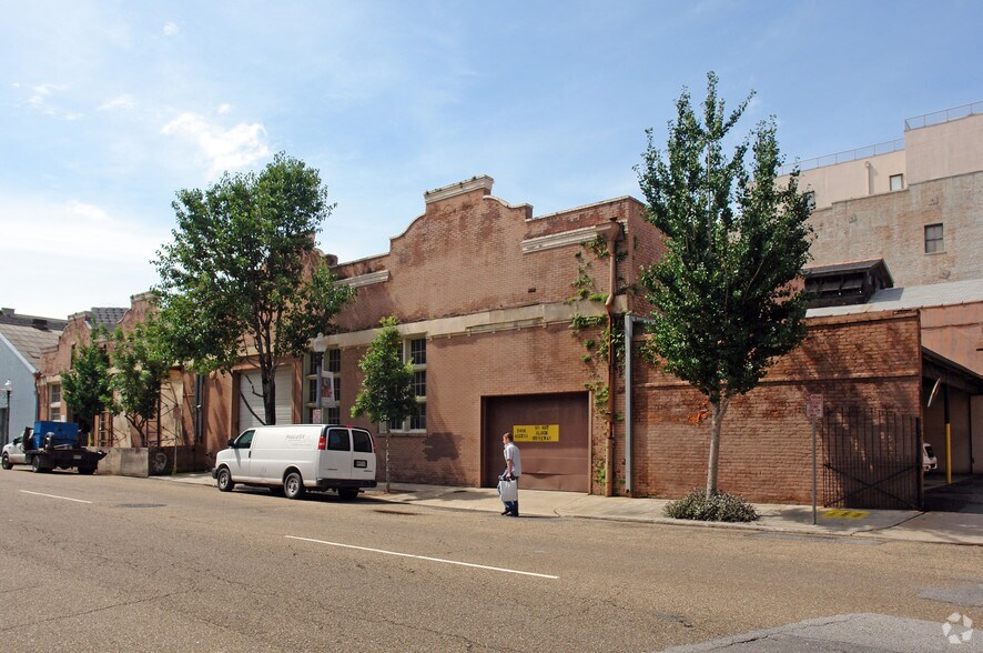 429 Julia St, New Orleans, LA for sale - Primary Photo - Image 1 of 2