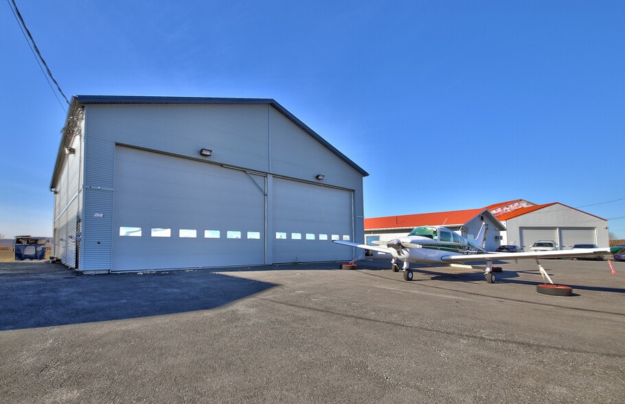 2510 St De L'aéroport, Saint-mathieu-de-beloeil, QC à vendre - Photo du bâtiment - Image 2 de 7
