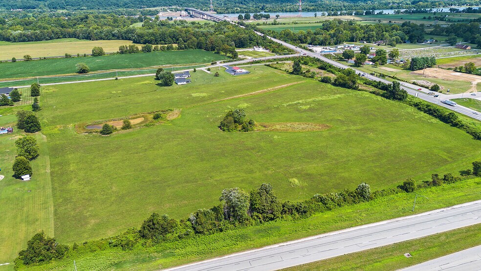 2599 Ohio River Rd, Greenup, KY for sale - Primary Photo - Image 1 of 11