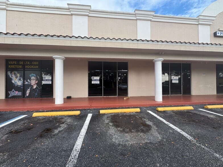 25010 US Hwy 27, Leesburg, FL à louer - Photo du bâtiment - Image 3 de 10