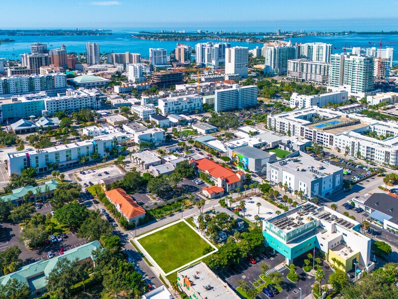 701 Cohen Way, Sarasota, FL à vendre - Autre - Image 3 de 15