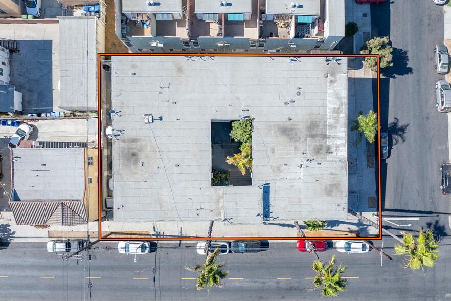 3555 San Marino St, Los Angeles, CA for sale - Building Photo - Image 2 of 5