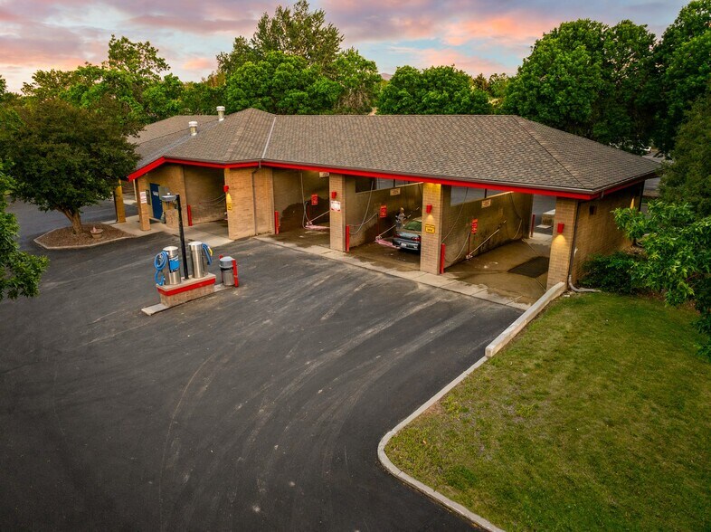 506 S 23rd Ave, Bozeman, MT à vendre - Photo principale - Image 1 de 36