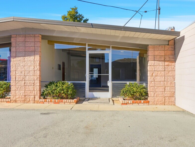 932-934 Terminal Way, San Carlos, CA à vendre - Photo du bâtiment - Image 2 de 21