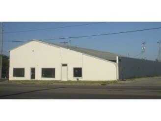 Office/Warehouse Buildings portfolio of 2 properties for sale on LoopNet.ca - Primary Photo - Image 2 of 2