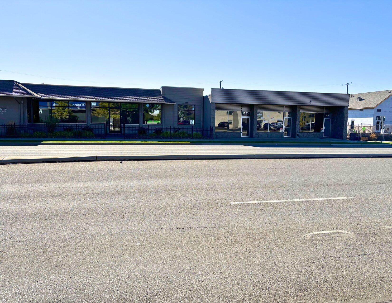 20 E Indiana Ave, Spokane, WA for lease Building Photo- Image 1 of 2