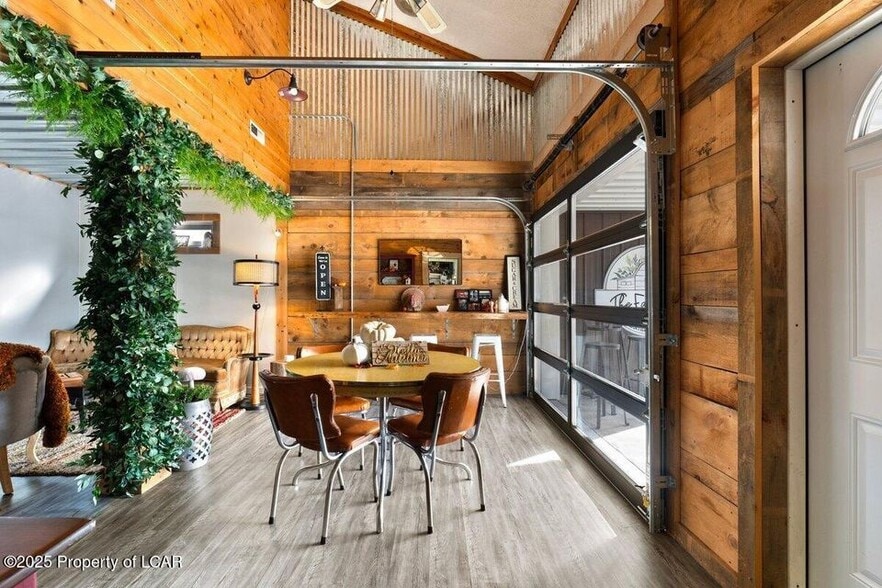 750 Main Rd, Shavertown, PA for sale - Building Photo - Image 2 of 21