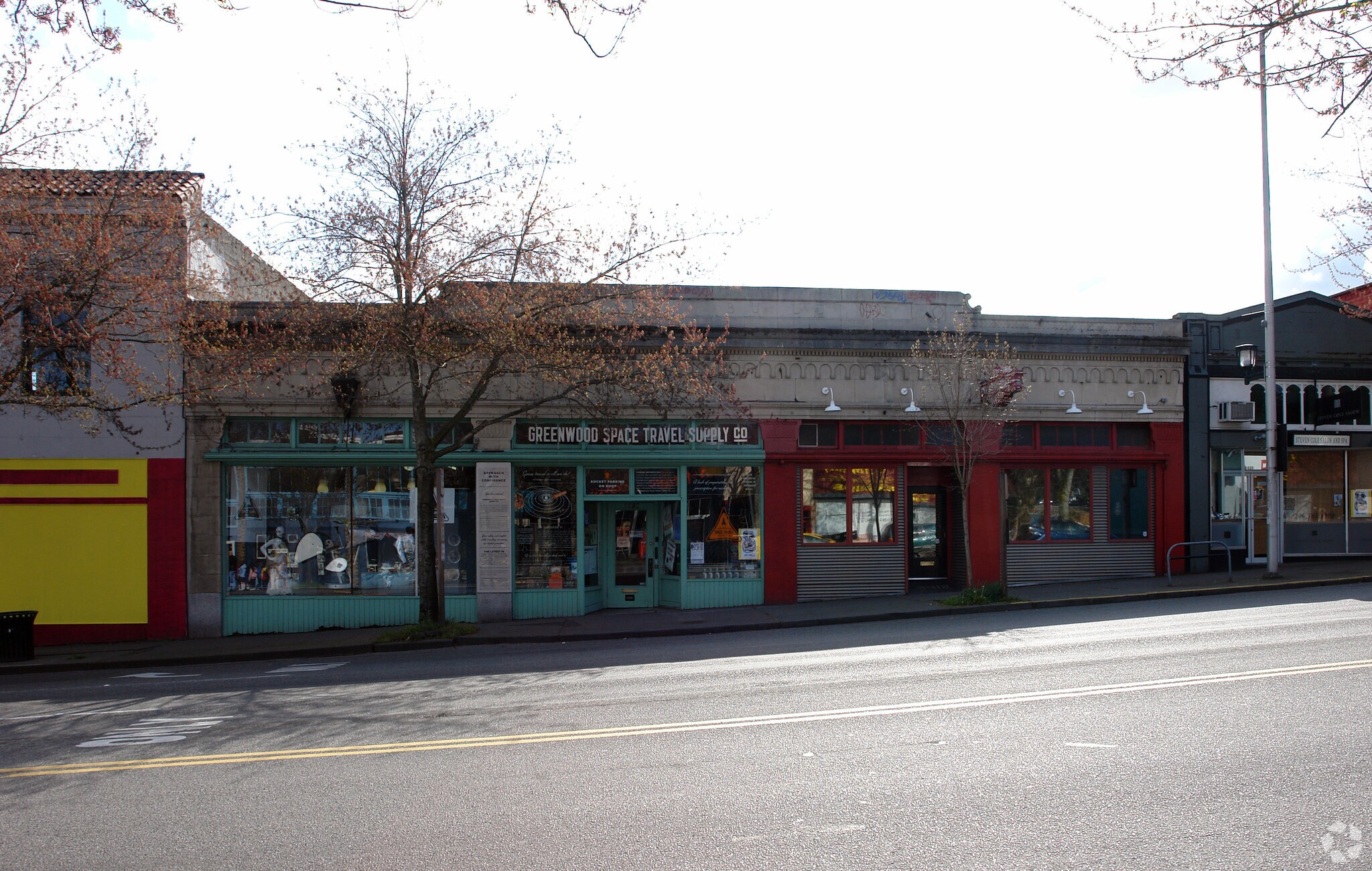 8414 Greenwood Ave N, Seattle, WA for lease Primary Photo- Image 1 of 7