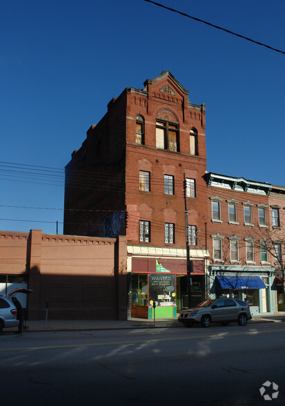 1923 E Carson St, Pittsburgh, PA for lease - Primary Photo - Image 1 of 2