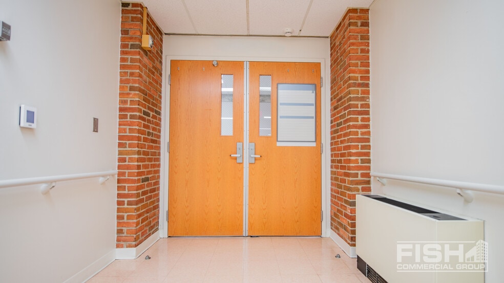 24 Cree Dr, Lock Haven, PA for lease - Interior Photo - Image 2 of 12
