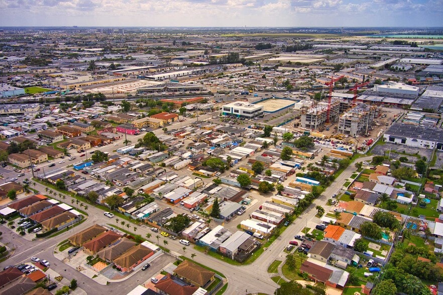 1401 W 29th St, Hialeah, FL à vendre - Photo principale - Image 1 de 4