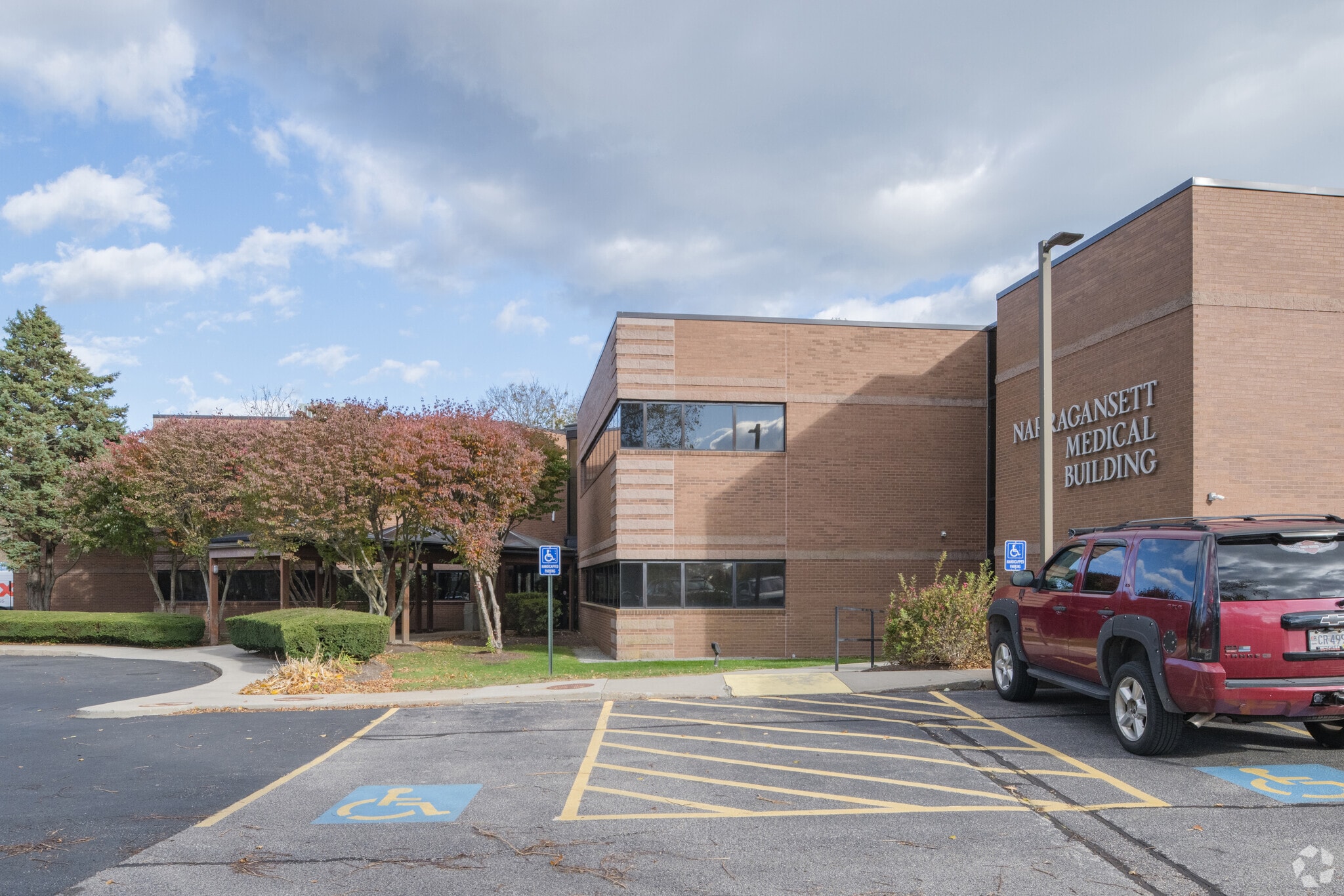360 Kingstown Rd, Narragansett, RI for sale Primary Photo- Image 1 of 5