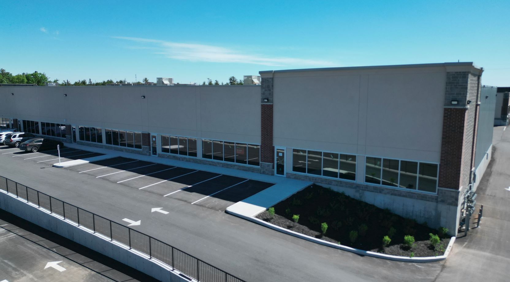 1325 Centennial Dr, Kingston, ON à louer Photo du bâtiment- Image 1 de 6