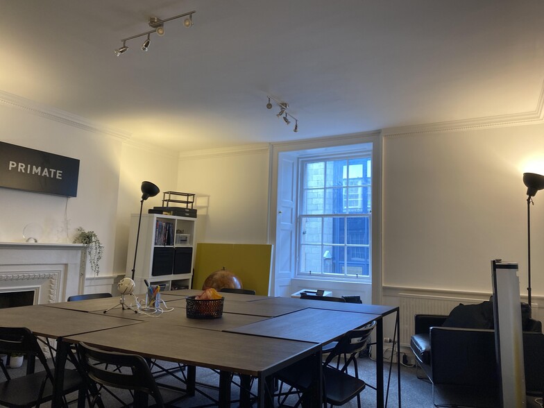 6 Hill St, Edinburgh for lease - Building Photo - Image 2 of 5