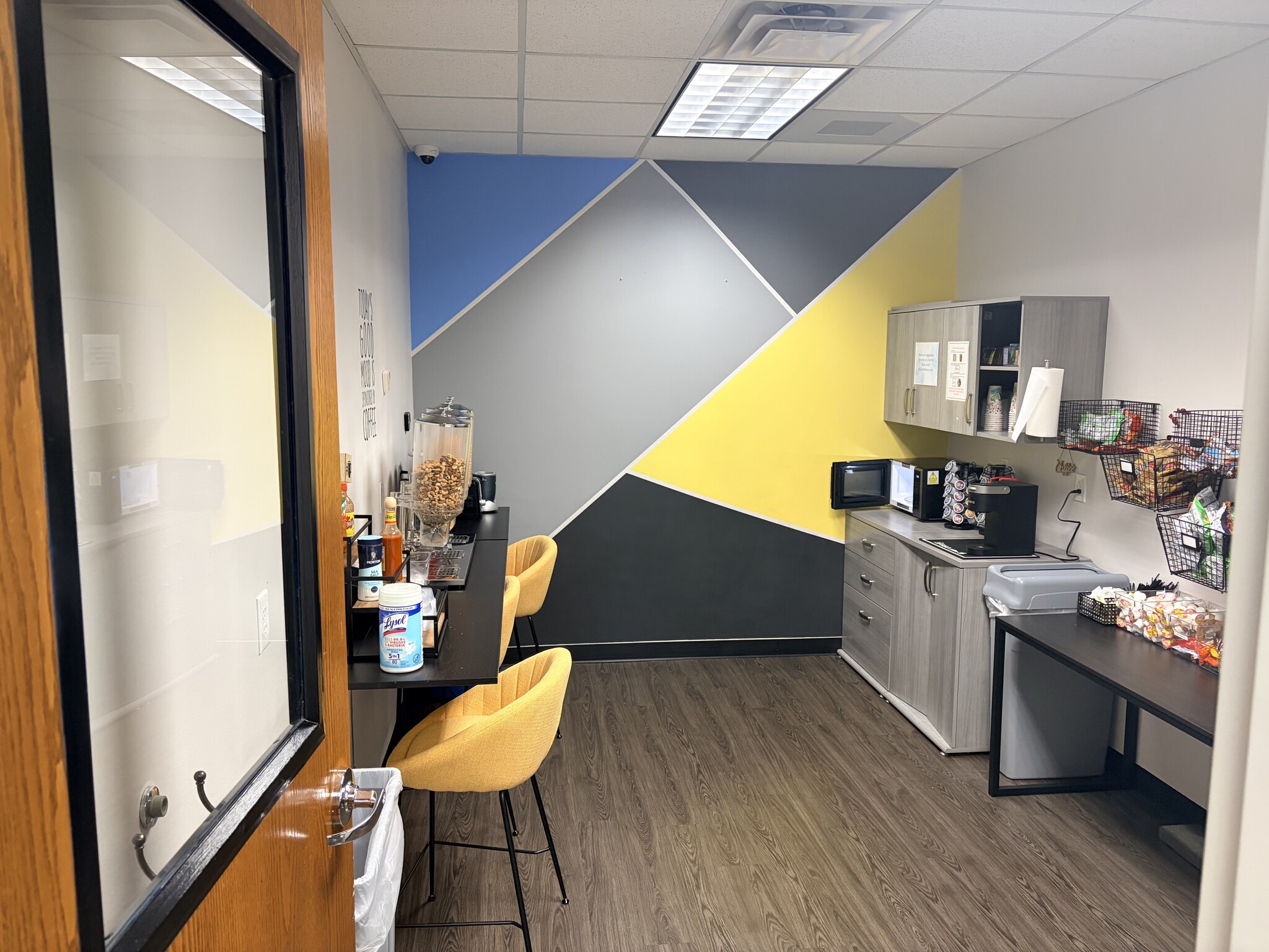 1105-1141 W 2400 S, Salt Lake City, UT for lease Interior Photo- Image 1 of 19