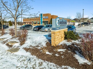 Plus de détails pour 3090 W Main St, St Charles, IL - Commerce de détail à vendre