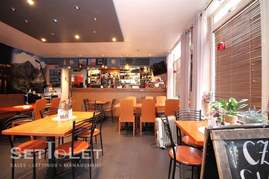 1 Newport Pl, Leicester à vendre - Photo du bâtiment - Image 3 de 10