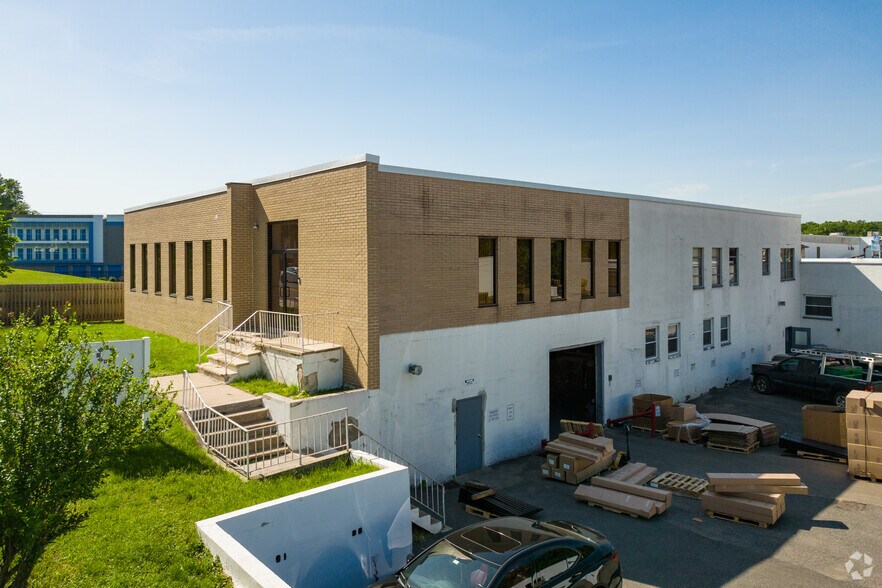 180 Kingsland Rd, Clifton, NJ for lease - Primary Photo - Image 1 of 35
