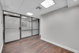 7100 W Camino Real, Boca Raton, FL à louer Photo intérieure- Image 2 de 23